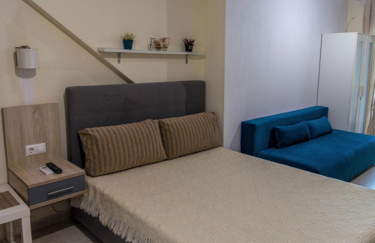 Roses Apartments ネア・ミカニオーナ エクステリア 写真