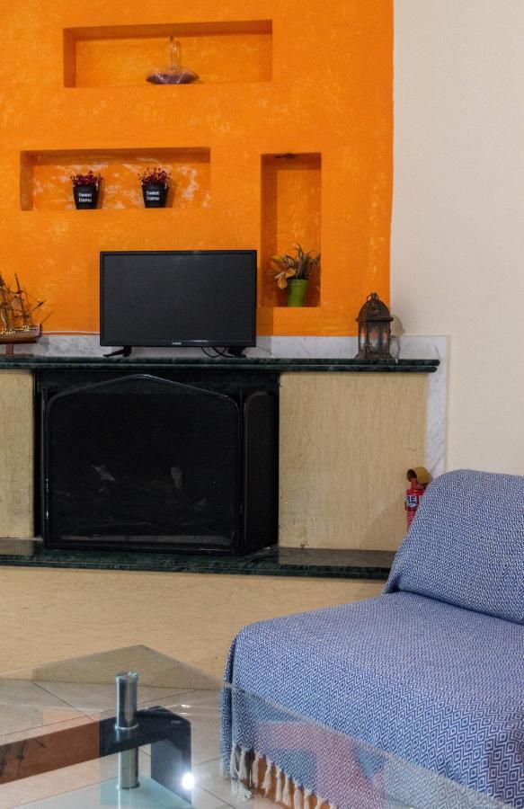 Roses Apartments ネア・ミカニオーナ エクステリア 写真