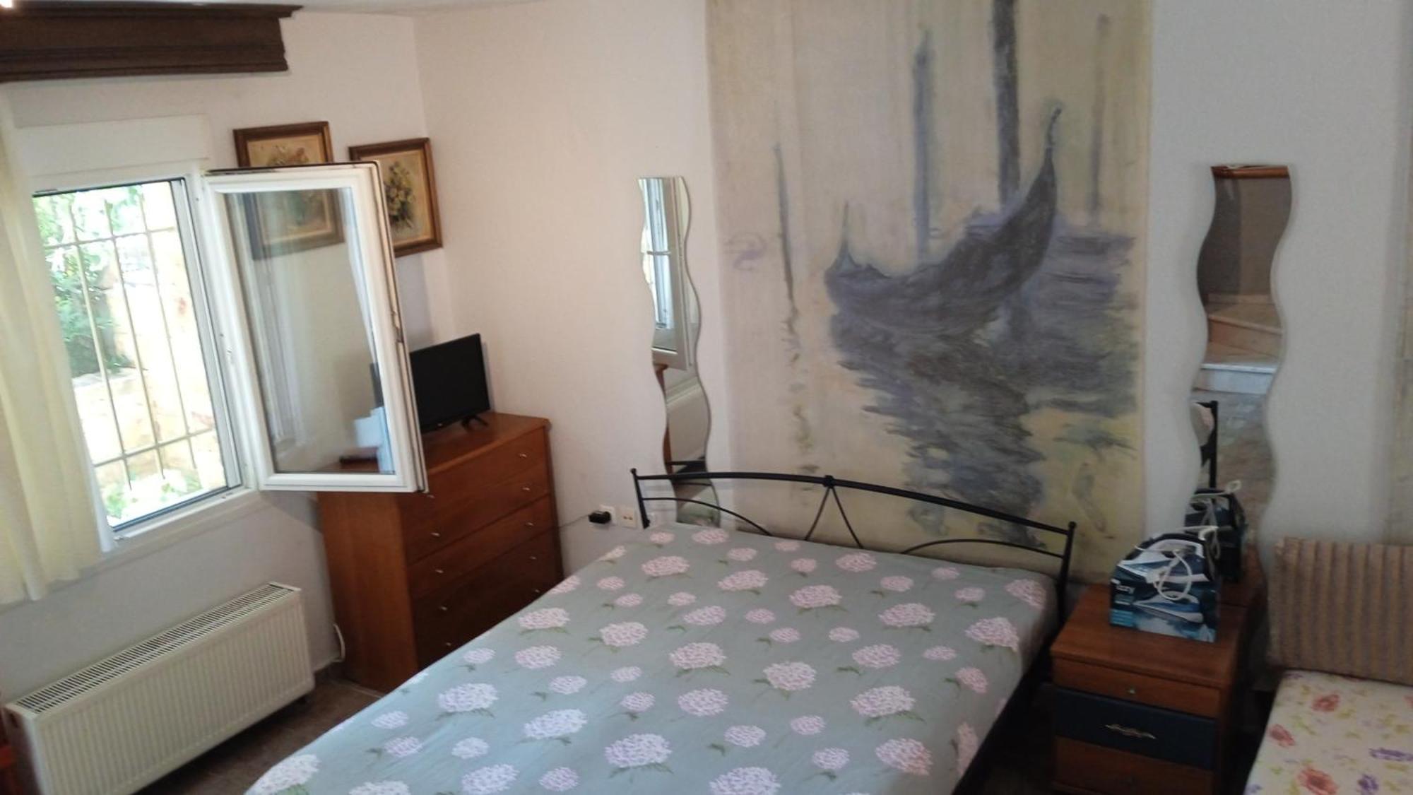 Roses Apartments ネア・ミカニオーナ エクステリア 写真